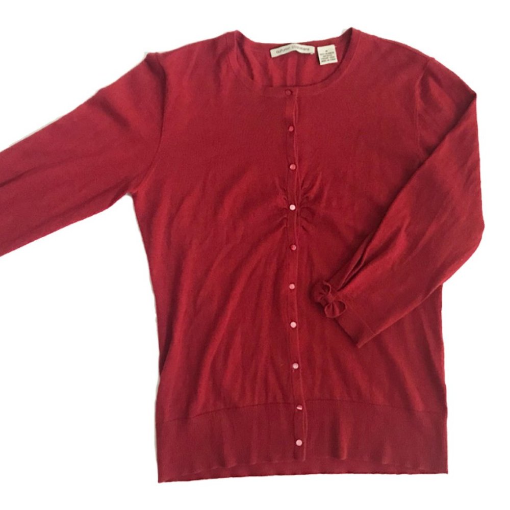 Cute 3/4 sleeve cashmere cardigan with bow detail